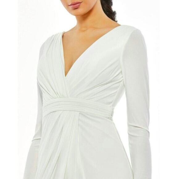 FLAWED - NWT Mac Duggal V-Neck Long Sleeve High Slit Gown White 10 #7939 - Picture 3 of 13
